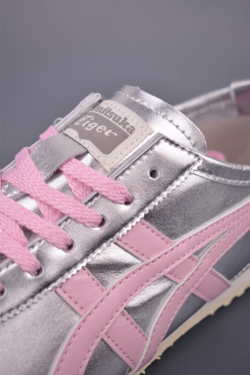 Asics Mexico 66 view