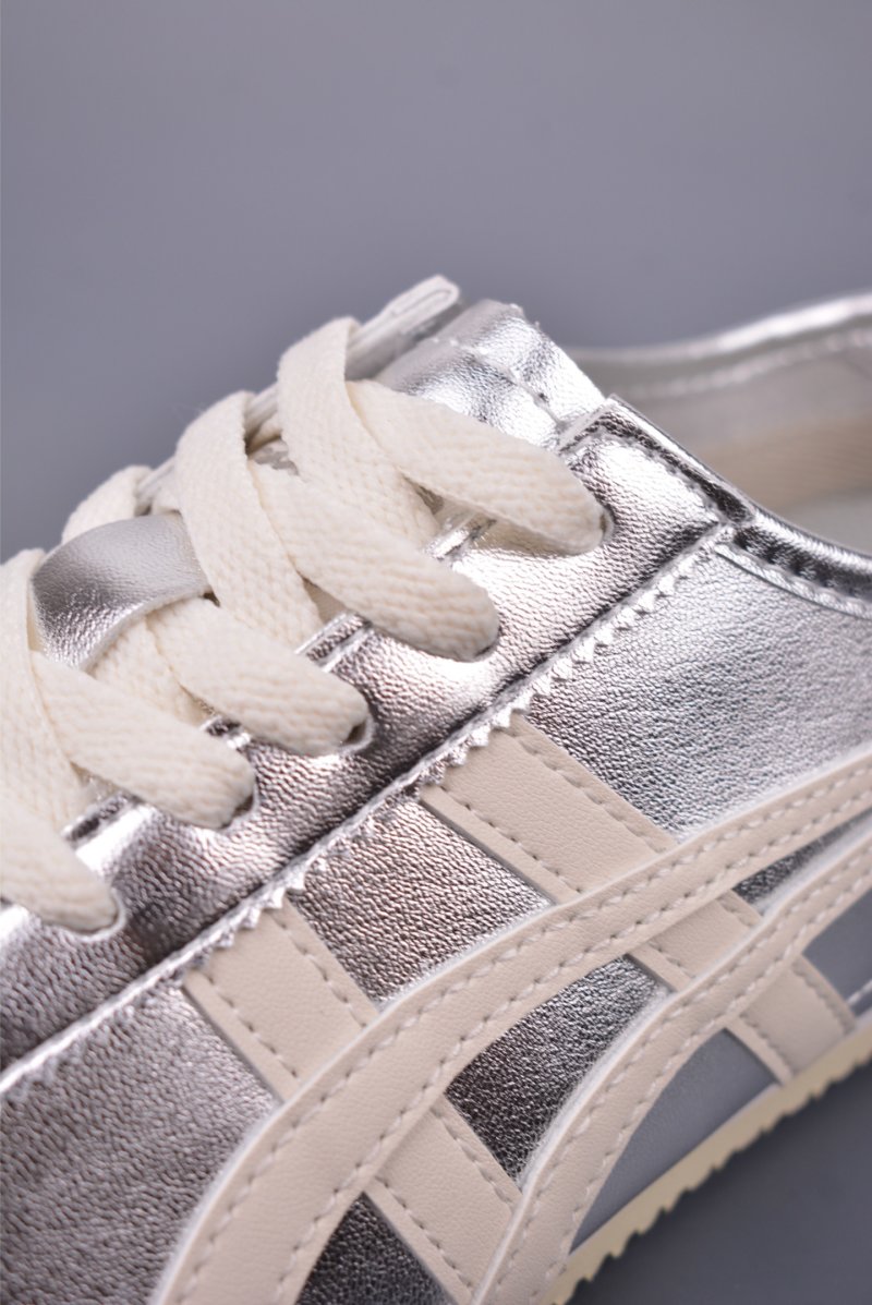 Asics Mexico 66 view