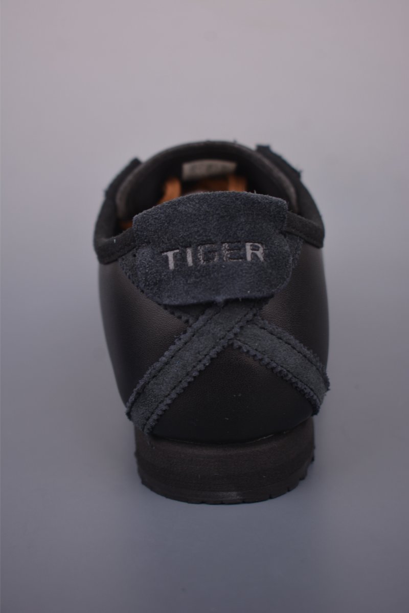 Asics Mexico 66 SD view