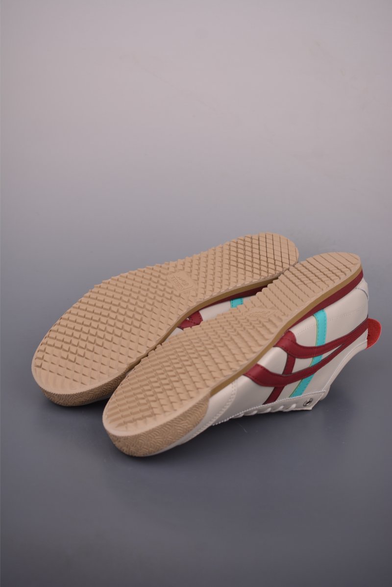 Asics Mexico 66 SD view