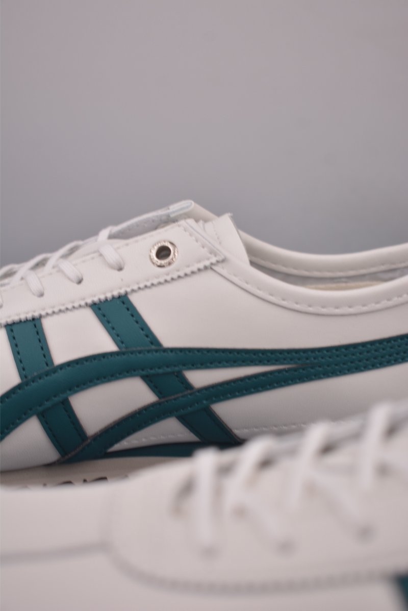 Asics Mexico 66 SD view