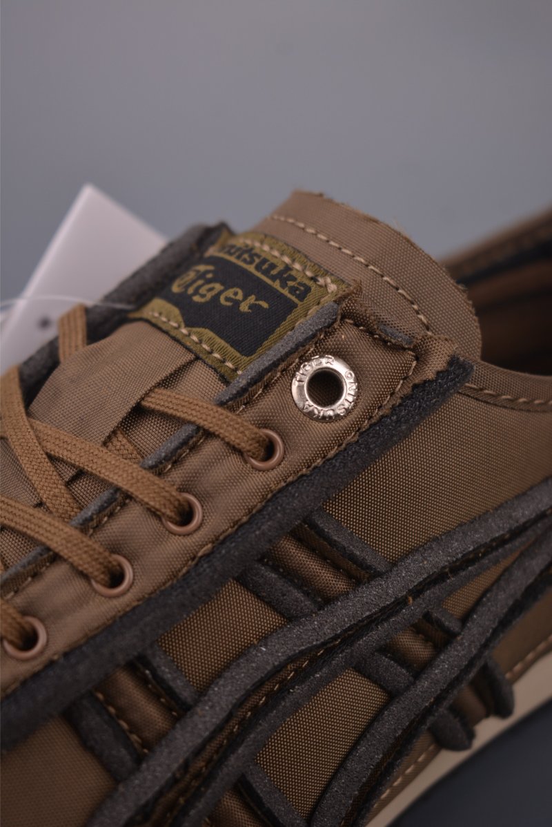 Asics Mexico 66 SD view
