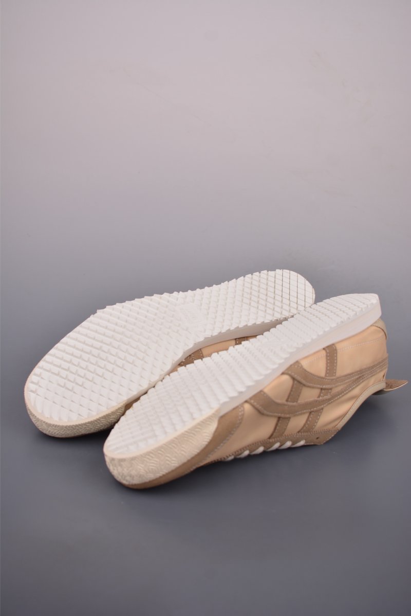 Asics Mexico 66 SD view