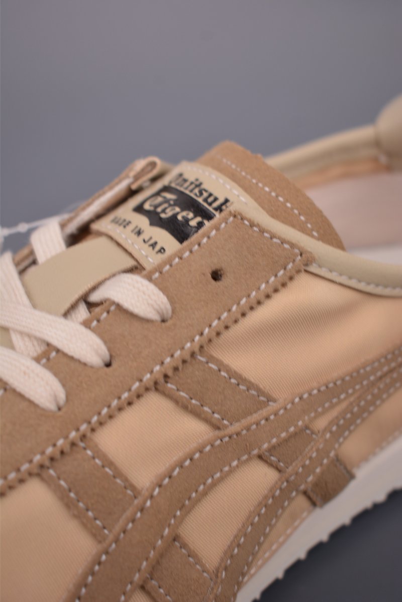Asics Mexico 66 SD view