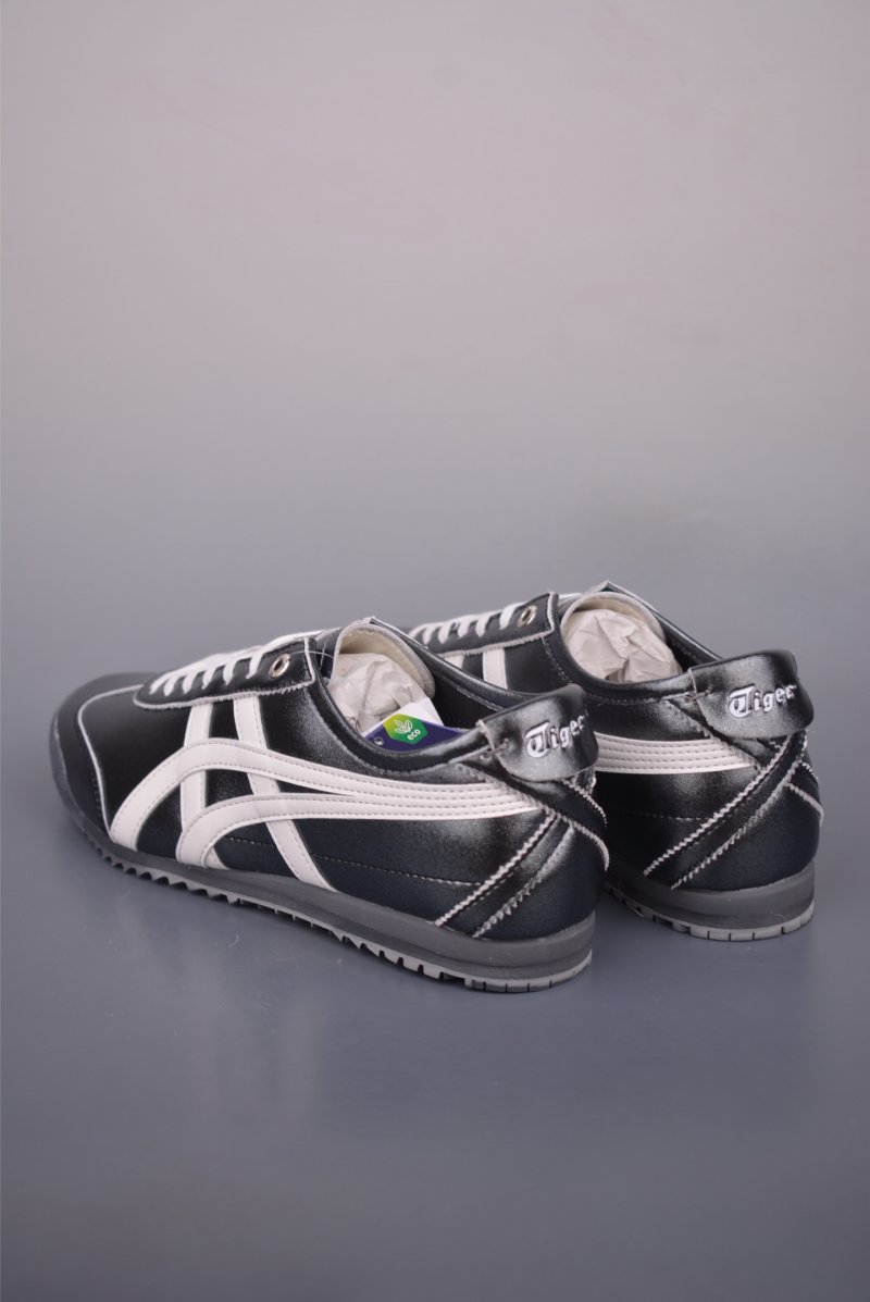 Asics Mexico 66 SD view