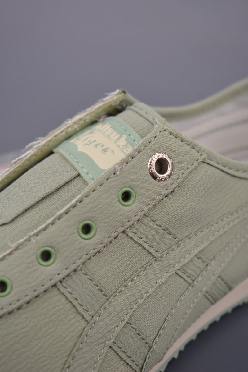 Asics Mexico 66 Slip view