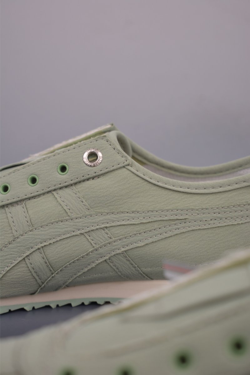 Asics Mexico 66 Slip view