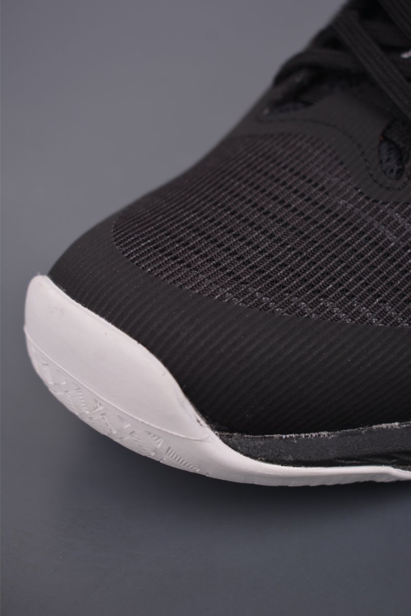 Asics Netburner Ballistic FF view