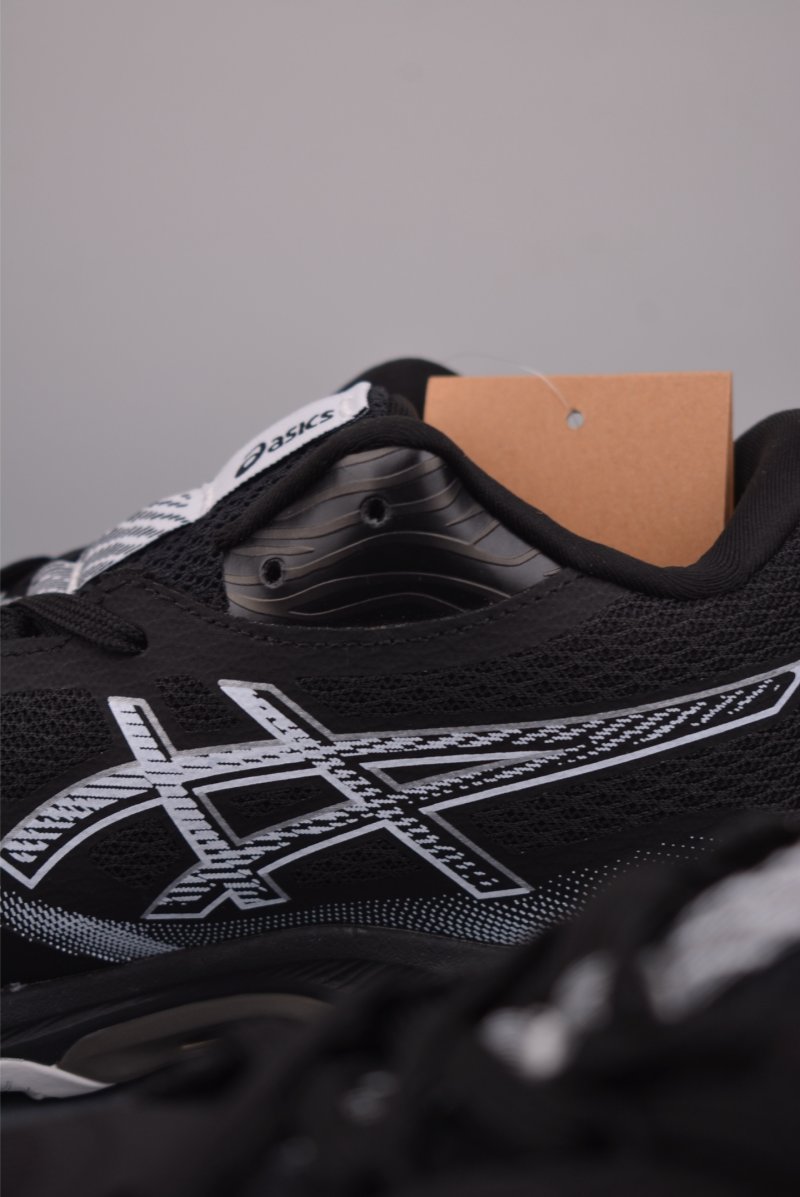 Asics Netburner Ballistic FF view