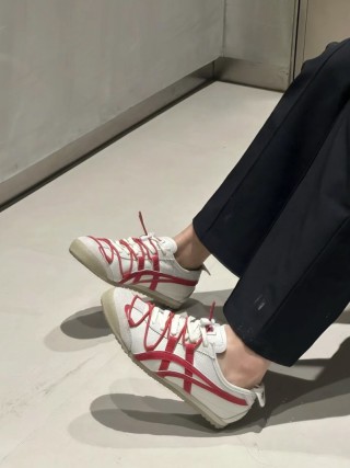 Asics Nexico view 4
