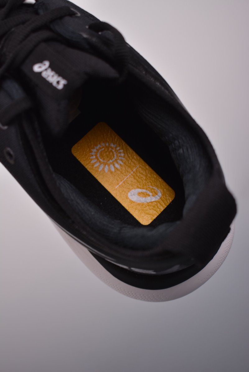 Asics Nimbus 25 view