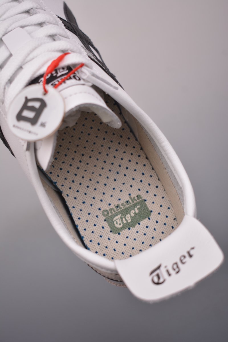 Asics Onitsuka Tiger 1183C102 view