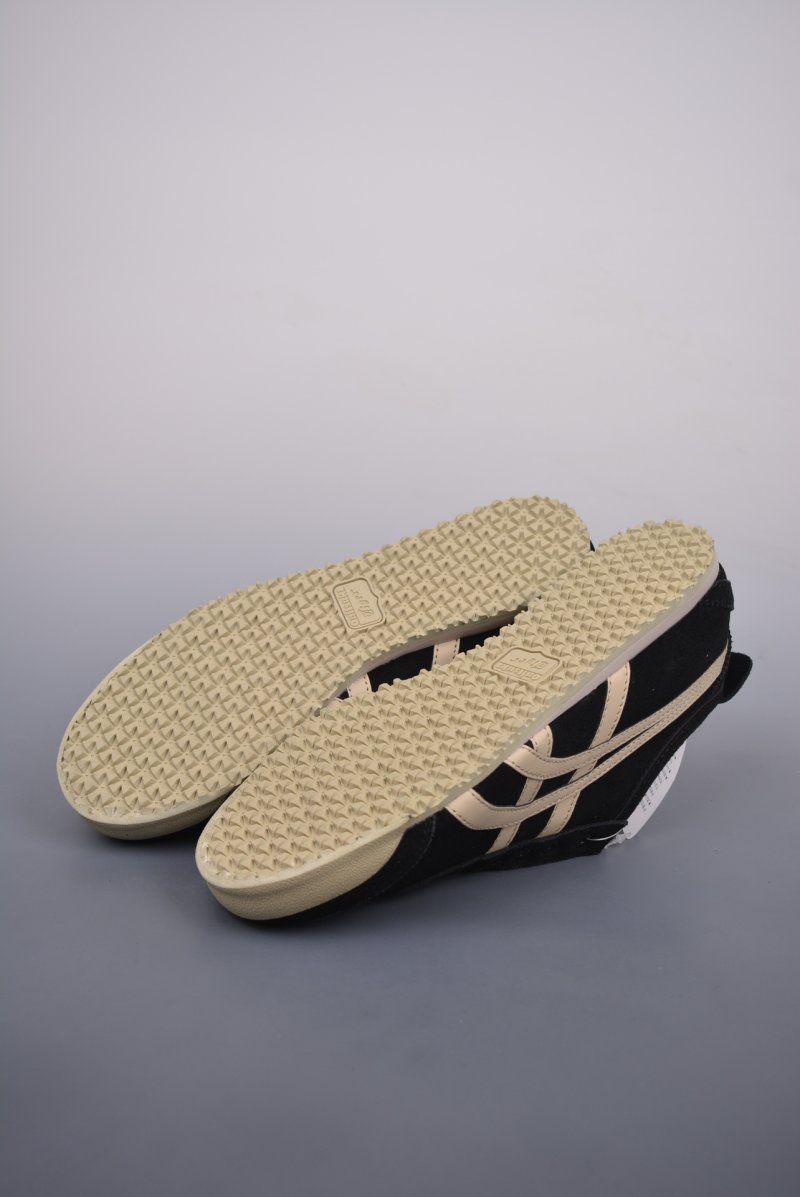 Asics Onitsuka Tiger 1183C157 view