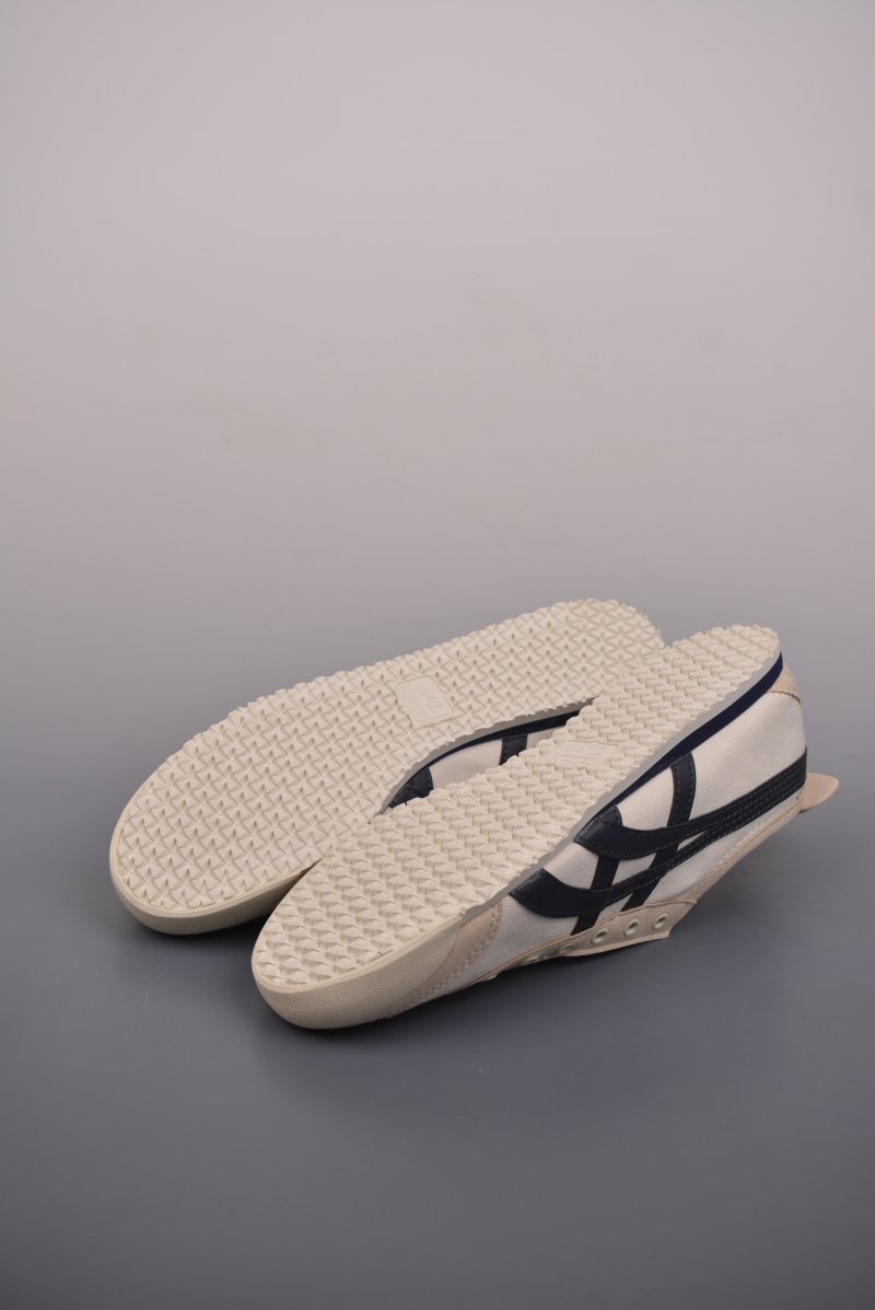 Asics Onitsuka Tiger 1183A360 view