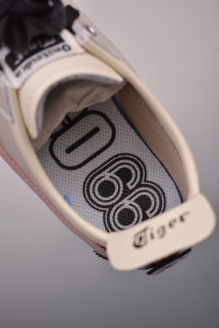 Asics Onitsuka Tiger 1183B493 view 9