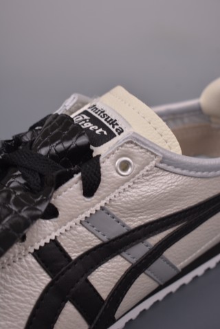 Asics Onitsuka Tiger 1183B493 view 16