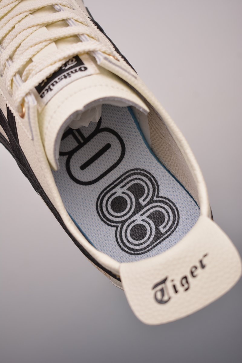 Asics Onitsuka Tiger 1183B493 view
