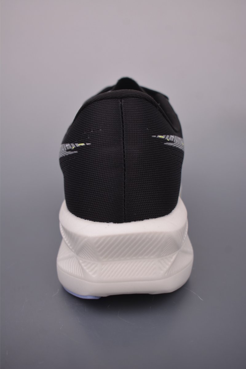 Asics Sonicblast view