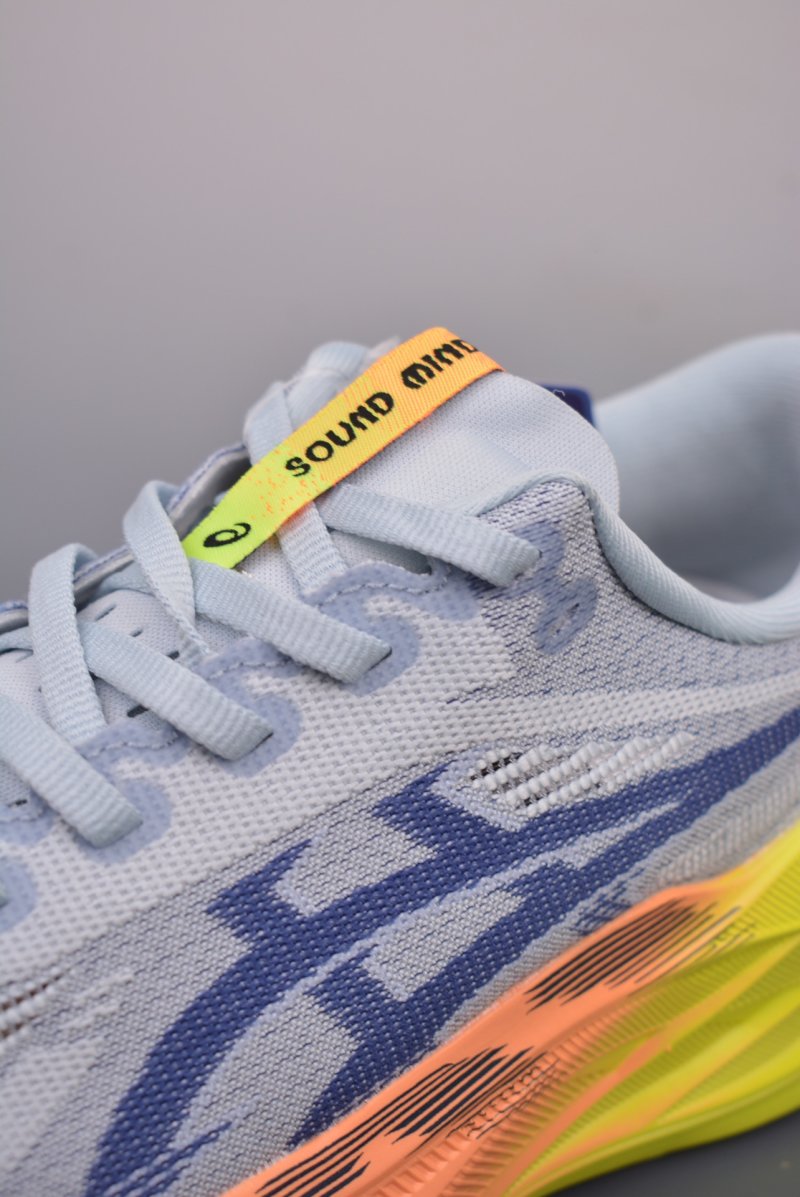 Asics Superblast 2 Paris view