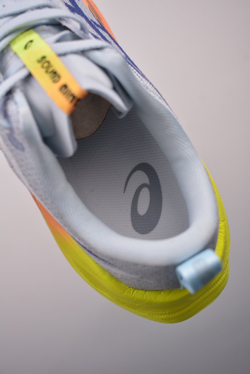 Asics Superblast 2 Paris view