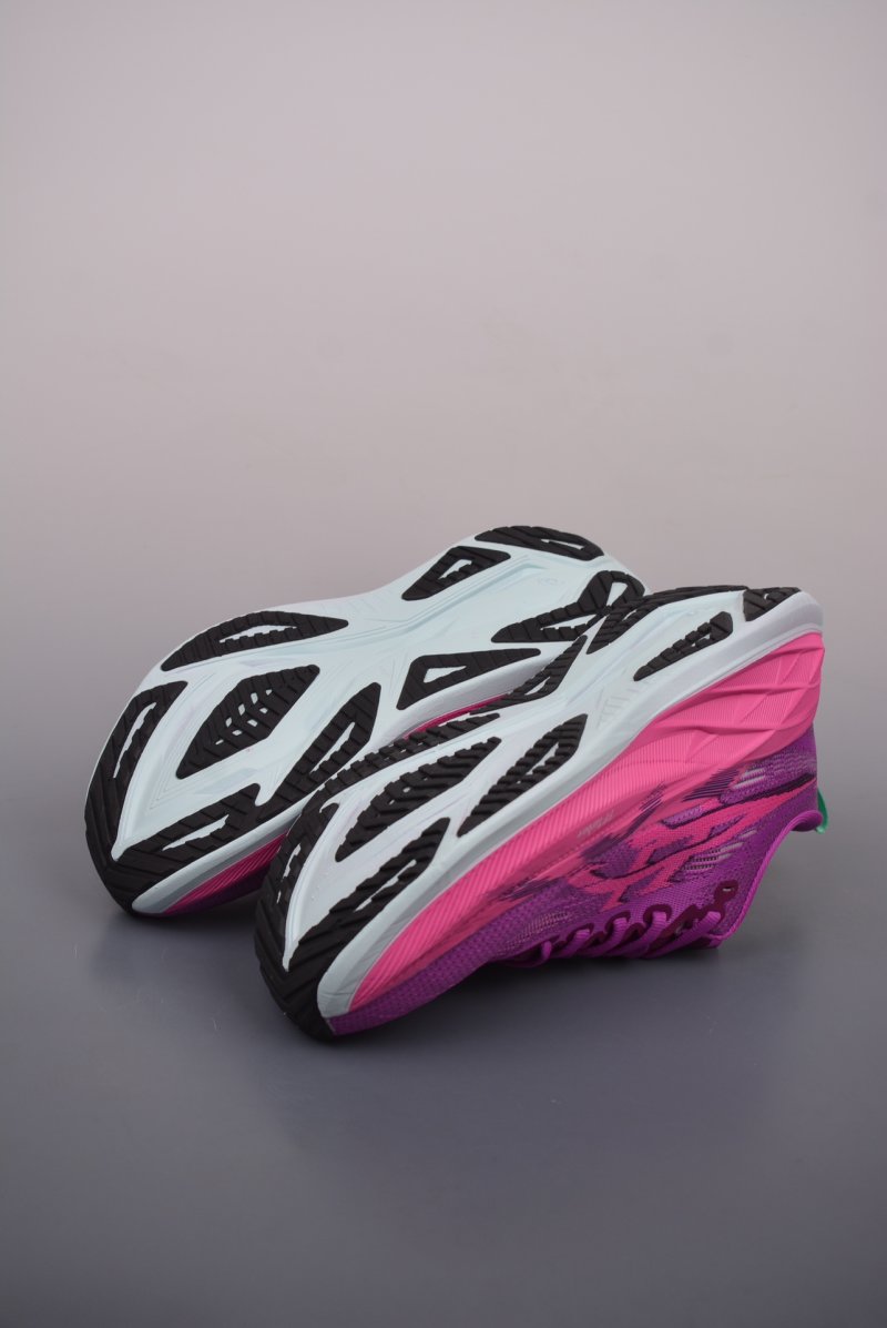 Asics Superblast 2 Paris view