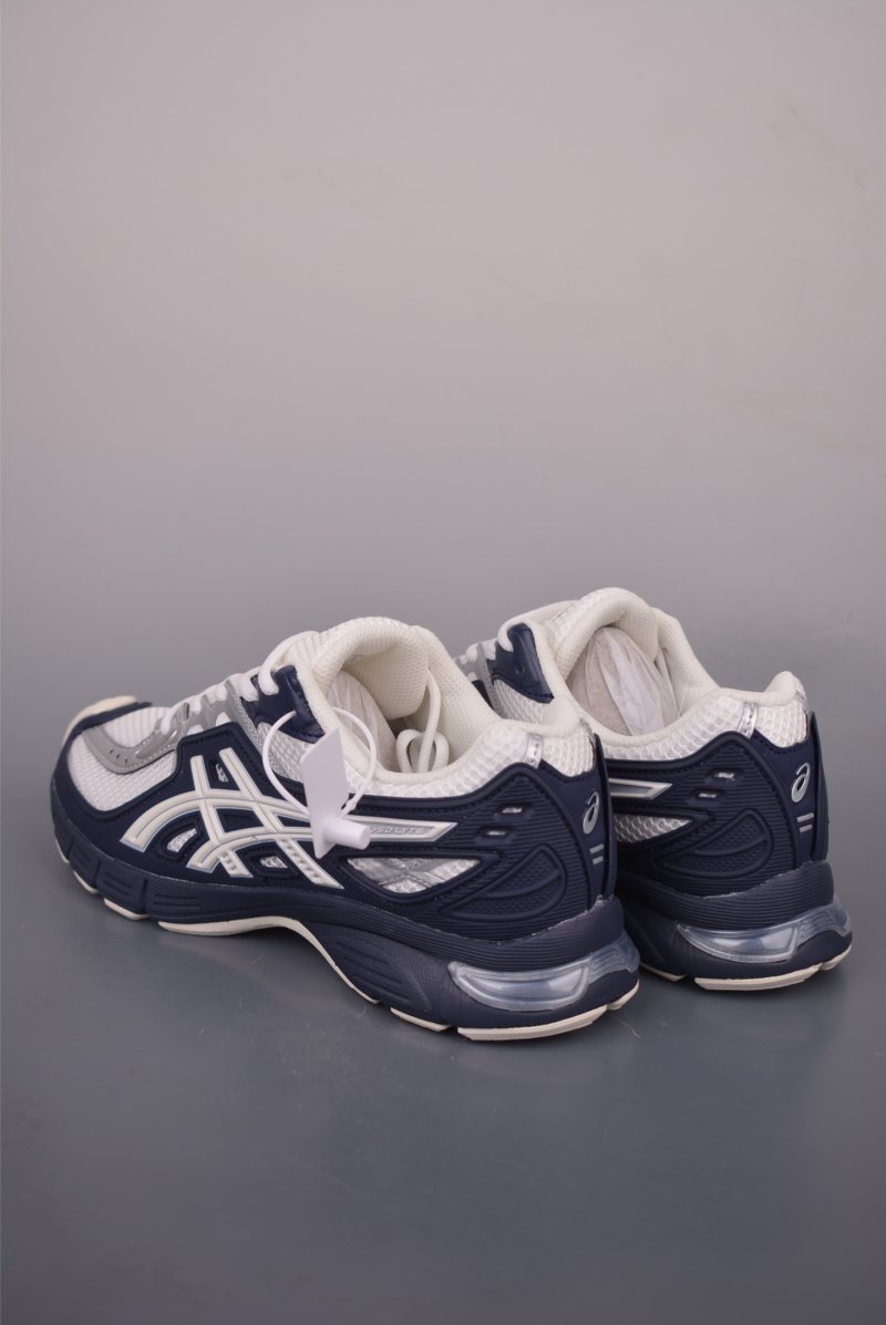Asics Gel-Lyte SAGE view