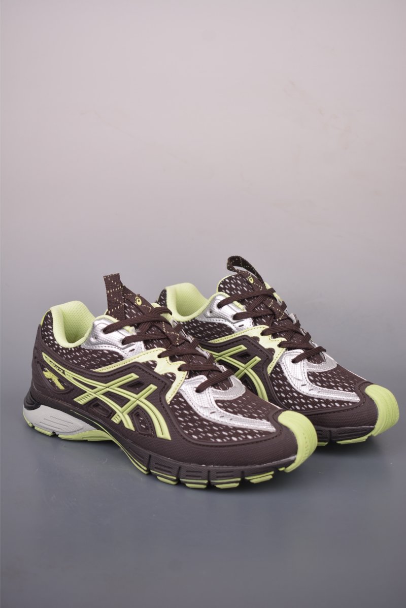 Asics Gel-Lyte SAGE view