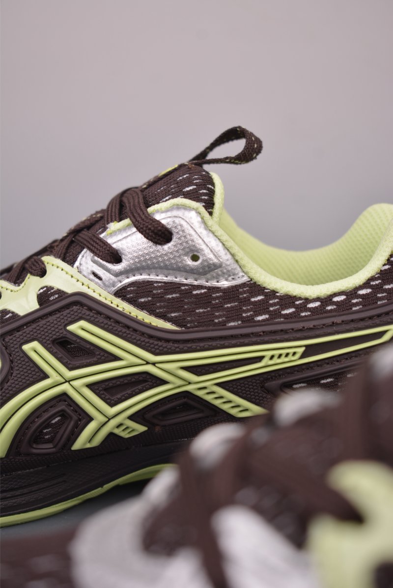 Asics Gel-Lyte SAGE view