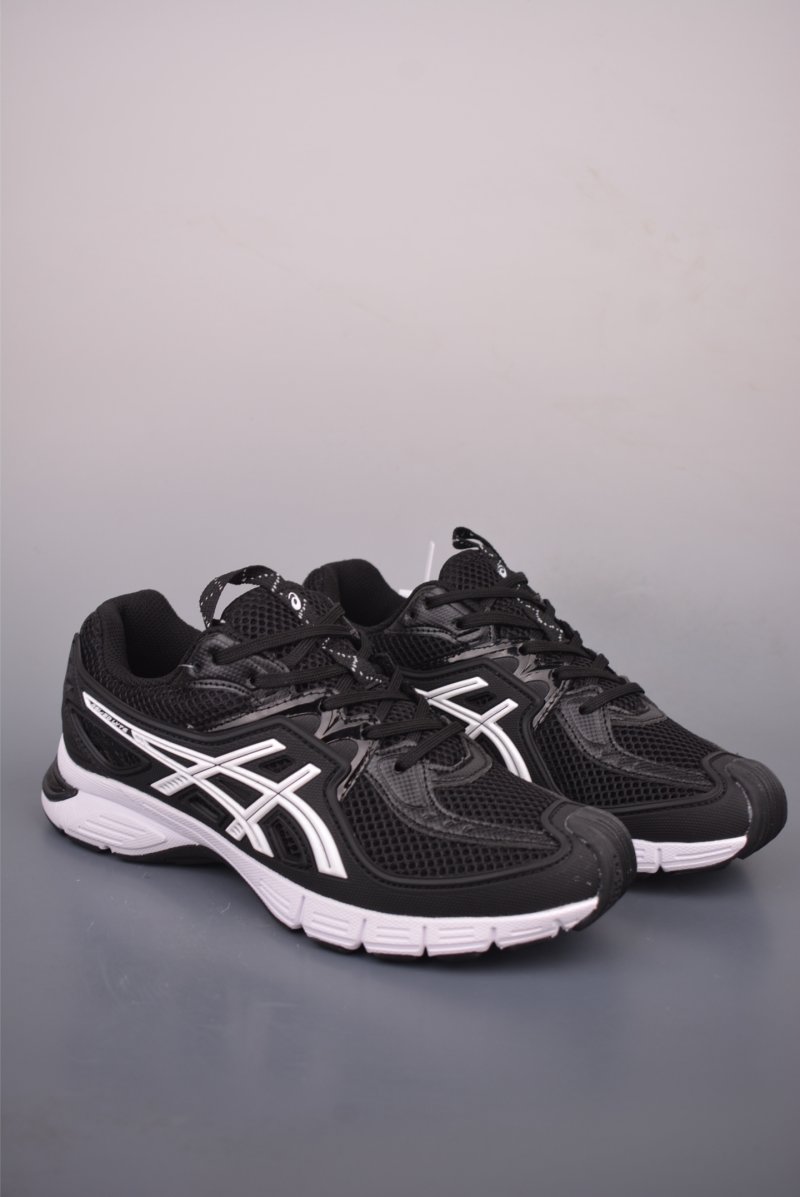 Asics Gel-Lyte SAGE view