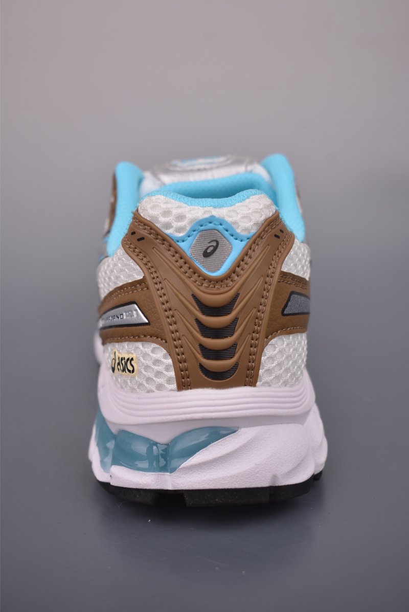 Asics Gel-Kayano 12.1 view