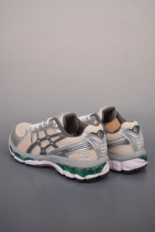 Asics Gel-Kayano 12.1 view 2