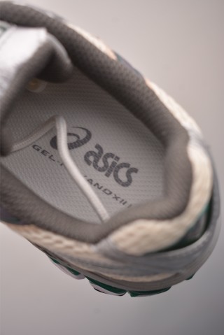 Asics Gel-Kayano 12.1 view 9