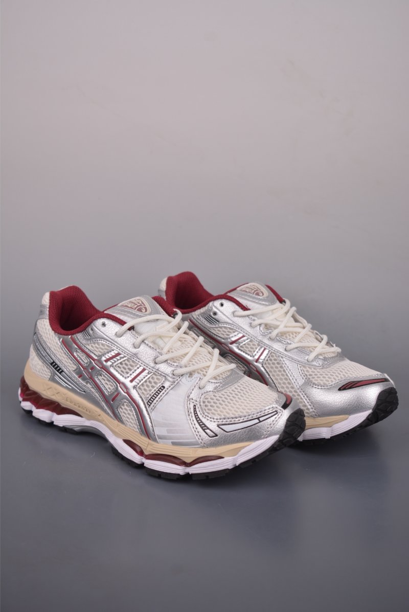 Asics Gel-Kayano 12.1 view