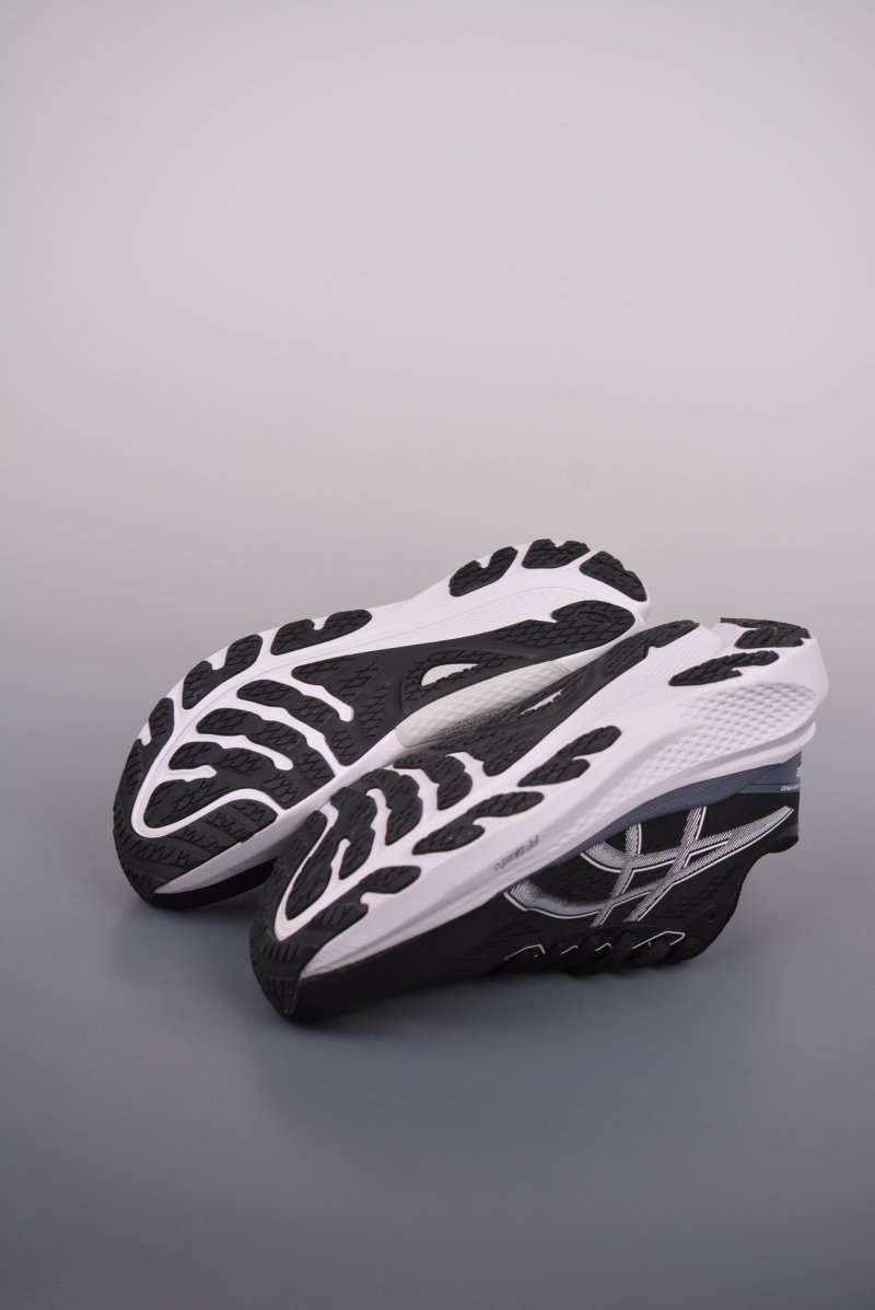 Asics Gel-Kayano 30 view