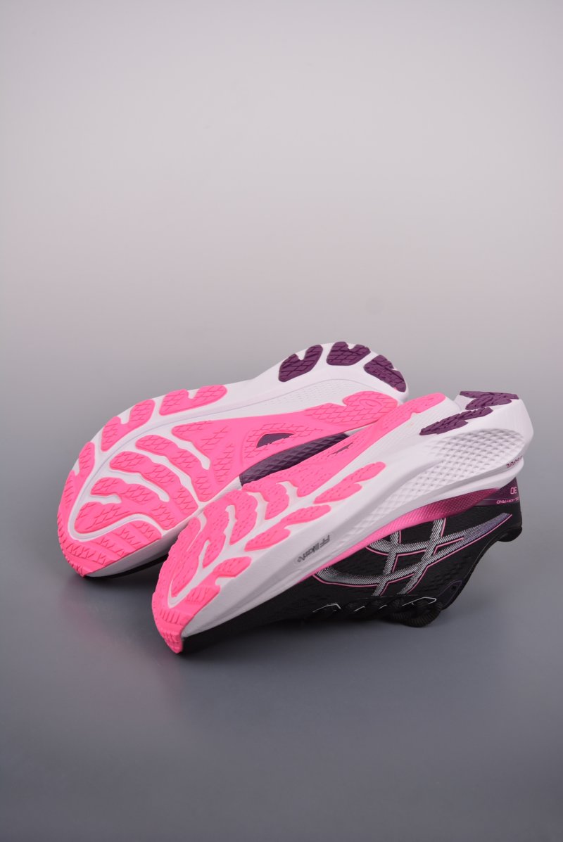 Asics Gel-Kayano 30 view