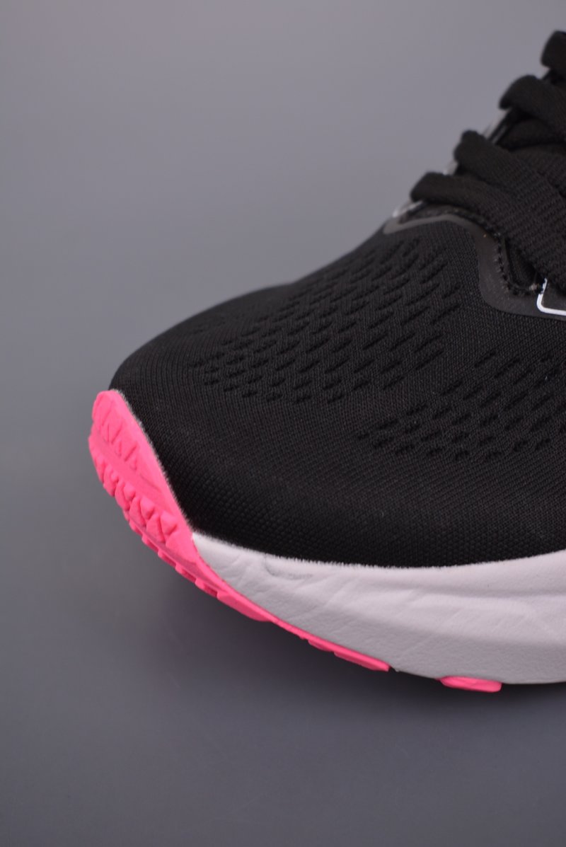 Asics Gel-Kayano 30 view