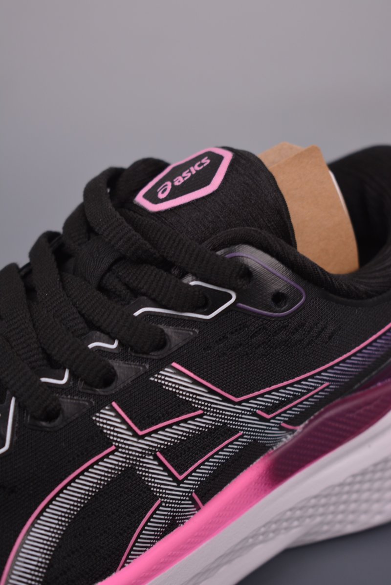 Asics Gel-Kayano 30 view