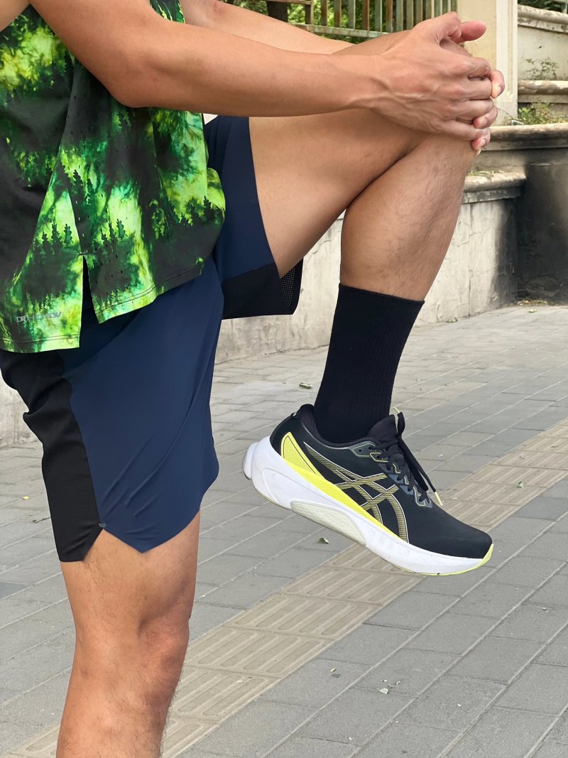 Asics Gel-Kayano 30 view