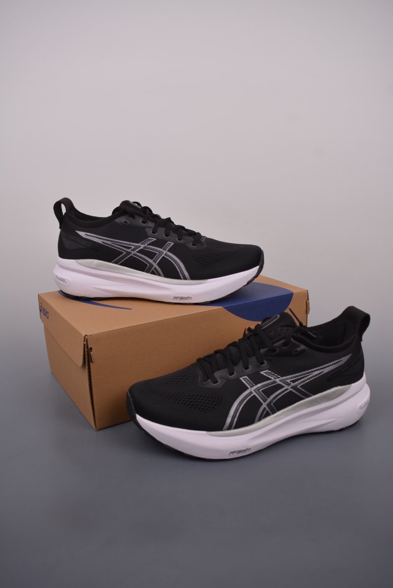 Asics Gel-Kayano 31 view