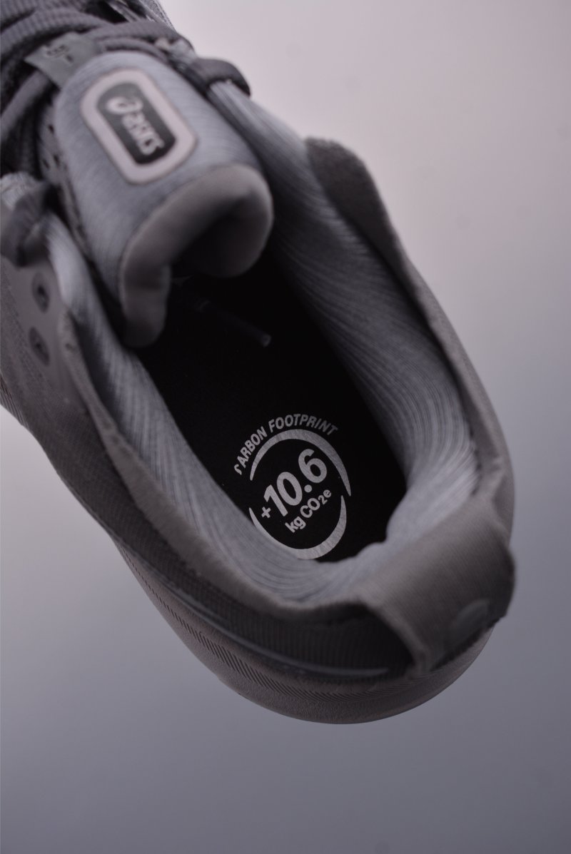 Asics Gel-Kayano 31 view