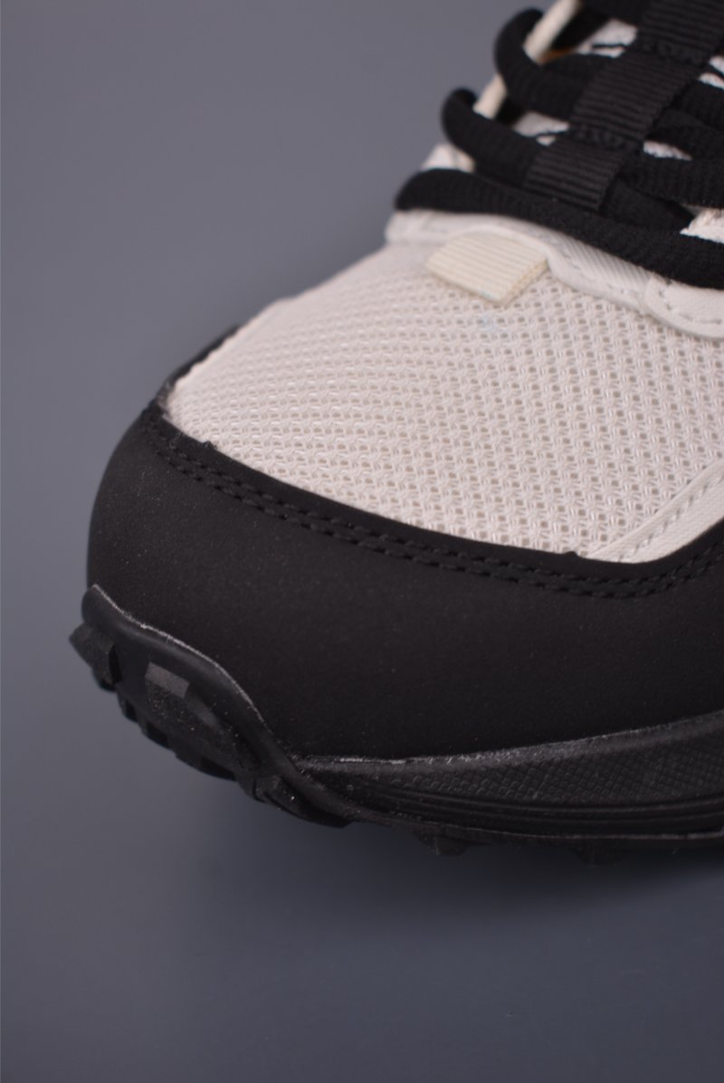 Asics Gel-Sonoma CN view
