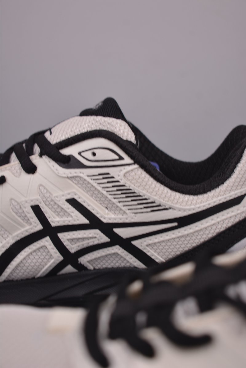 Asics Gel-Sonoma CN view