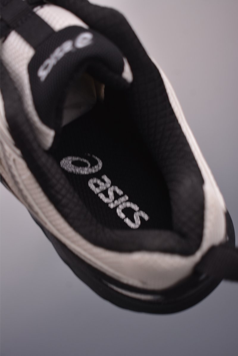 Asics Gel-Sonoma CN view