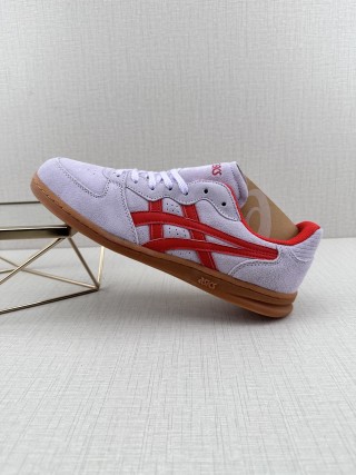 HAY x Asics Skyhand OG view 1