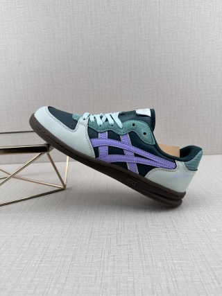 HAY x Asics Skyhand OG view 19