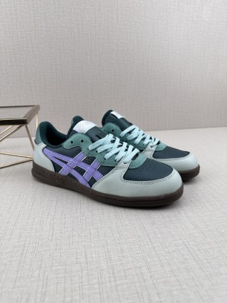 HAY x Asics Skyhand OG view 21