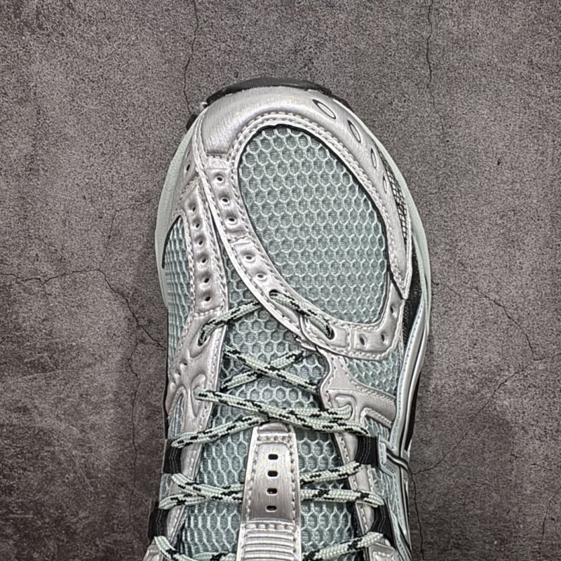 Asics Gel-Kahana Nimbus view