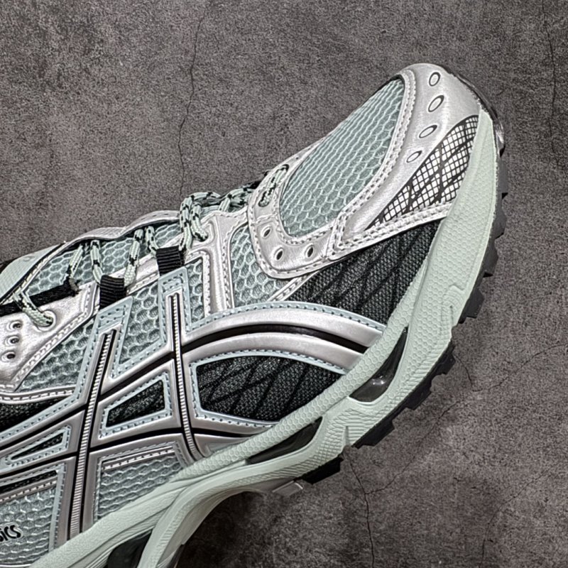 Asics Gel-Kahana Nimbus view