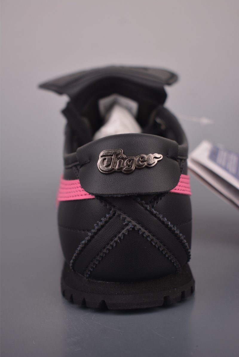 Asics Mexico 66 Golf view