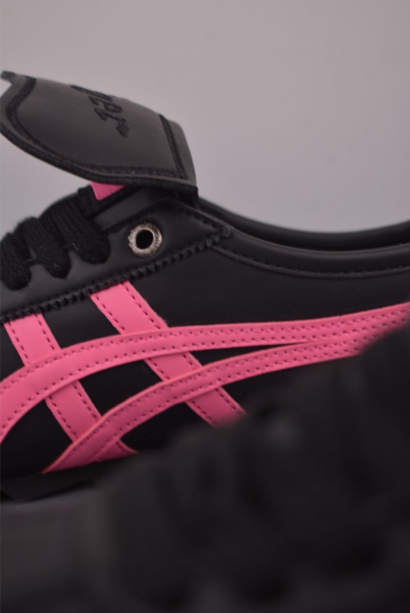 Asics Mexico 66 Golf view